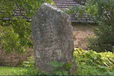Z Kutnohorska do pražské Libně. Projekt Bejt Olam vrací židovské náhrobky na původní místo