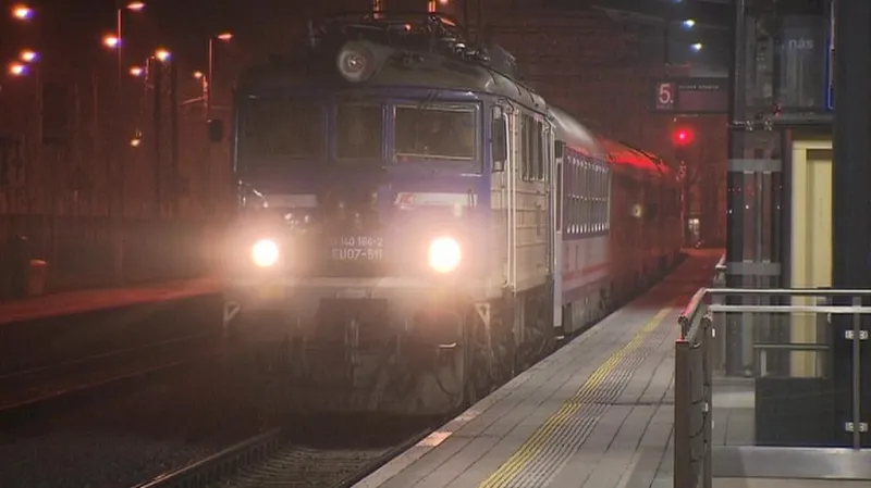 UDÁLOSTI: Po požáru funguje nádraží v nouzovém režimu