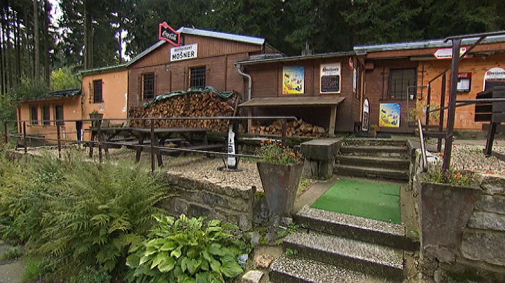 Restaurace na úpatí Ještědu