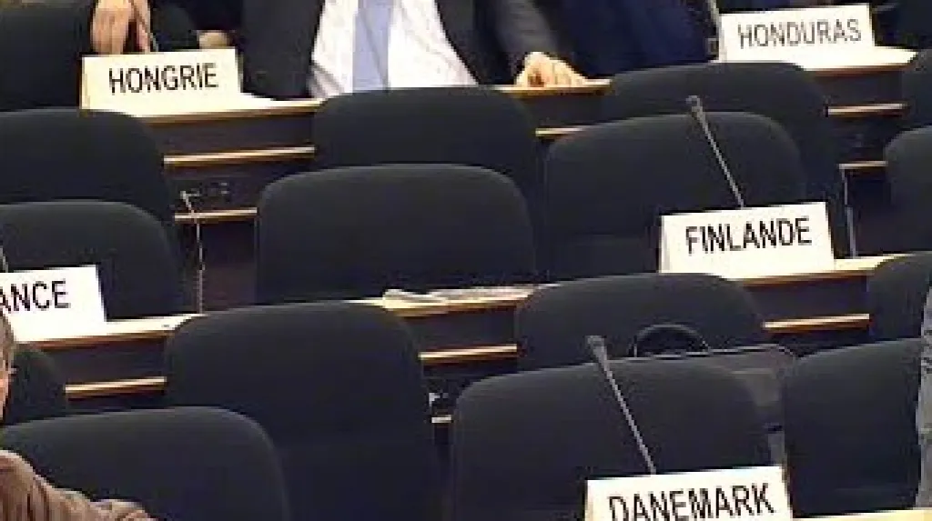 Protest proti projevu Ahmadínežáda