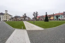 Česká Skalice dokončila první část rekonstrukce náměstí. Má opravenou kašnu i nové chodníky