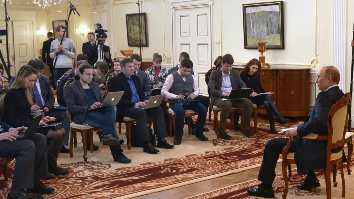 Vladimir Putin se k situaci na Ukrajině vyjádřil na brífinku