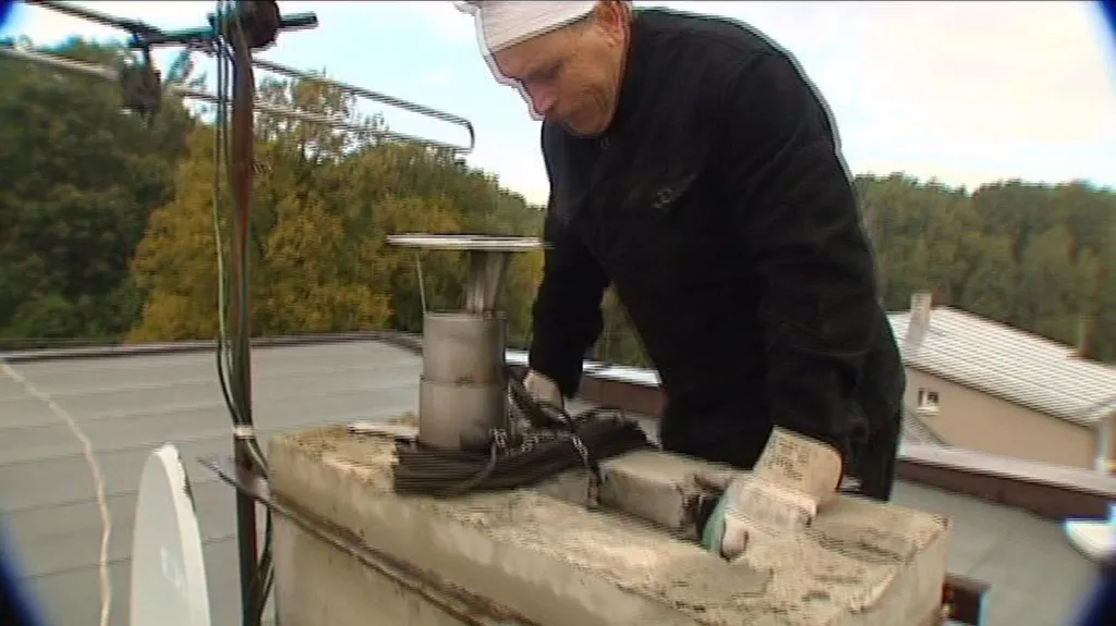 Průběh čištění komínu