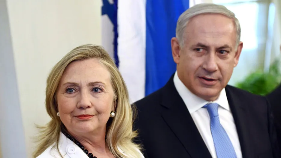 Hillary Clintonová a Benjamin Netanjahu