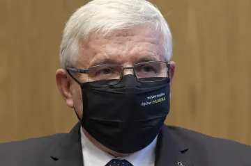 Centrální banka v nové prognóze zlepšila odhad pro letošek. Naopak příští rok vidí hůře než dříve