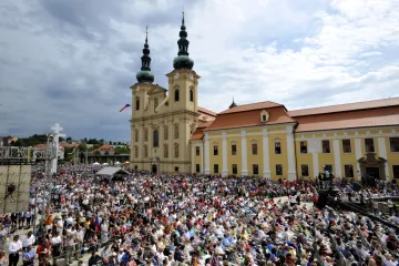 Duka: Víra není zkostnatělý postoj