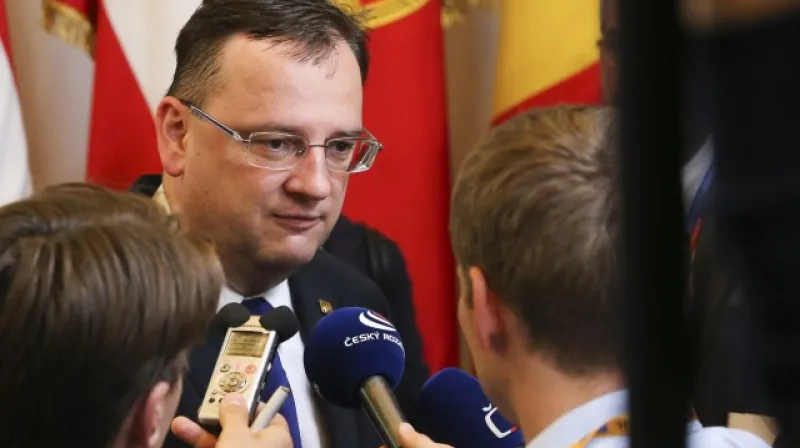 Premiér Petr Nečas po jednání v Bruselu