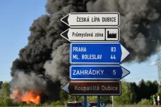 V České Lípě hoří skládka kovošrotu, radnice doporučuje nevětrat