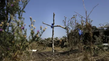 Ukrajina - hrob ukrajinského vojáka