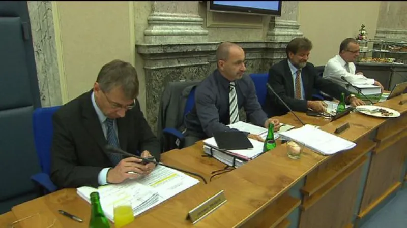 Ministři mají připravit uvolnění prodeje