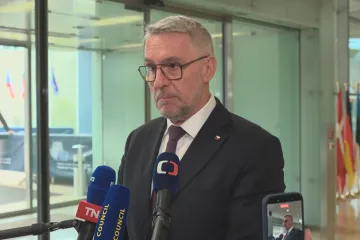 Většina zemí EU podpořila prodloužení ochrany Ukrajinců, ale s omezeními, řekl Metnar