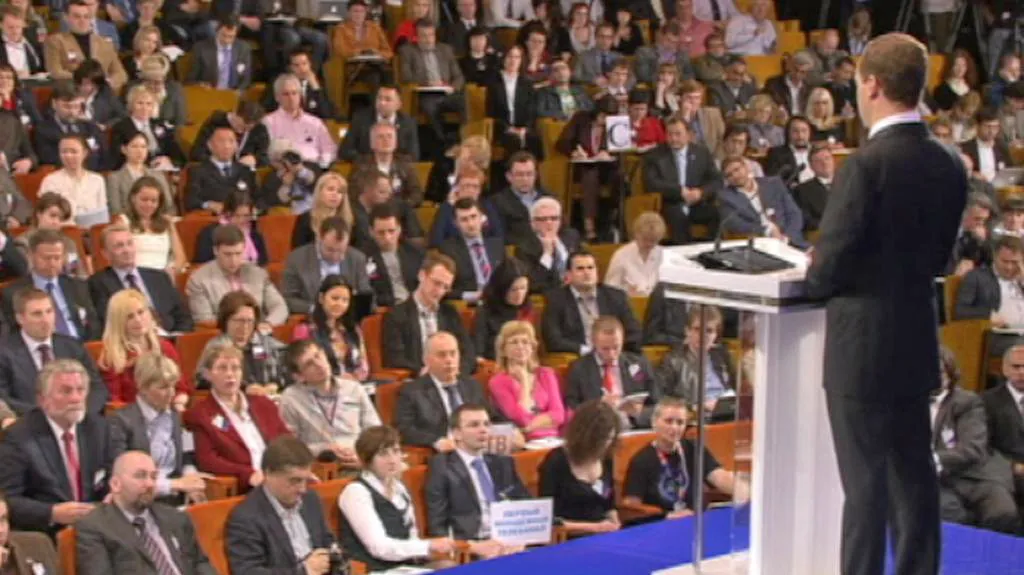 Dmitrij Medvěděv na první velké tiskovce