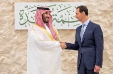 Asad je zpět. Arabský svět upozaďuje zvěrstva v Sýrii, aby se zbavil uprchlíků a zkrotil ambice Íránu