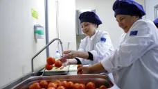 Speciální kurz vaření a stravování pro ukrajinské uprchlíky v Alicante
