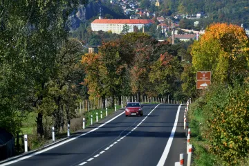 Hlavní tah z Děčína na Českou Lípu prošel rekonstrukcí