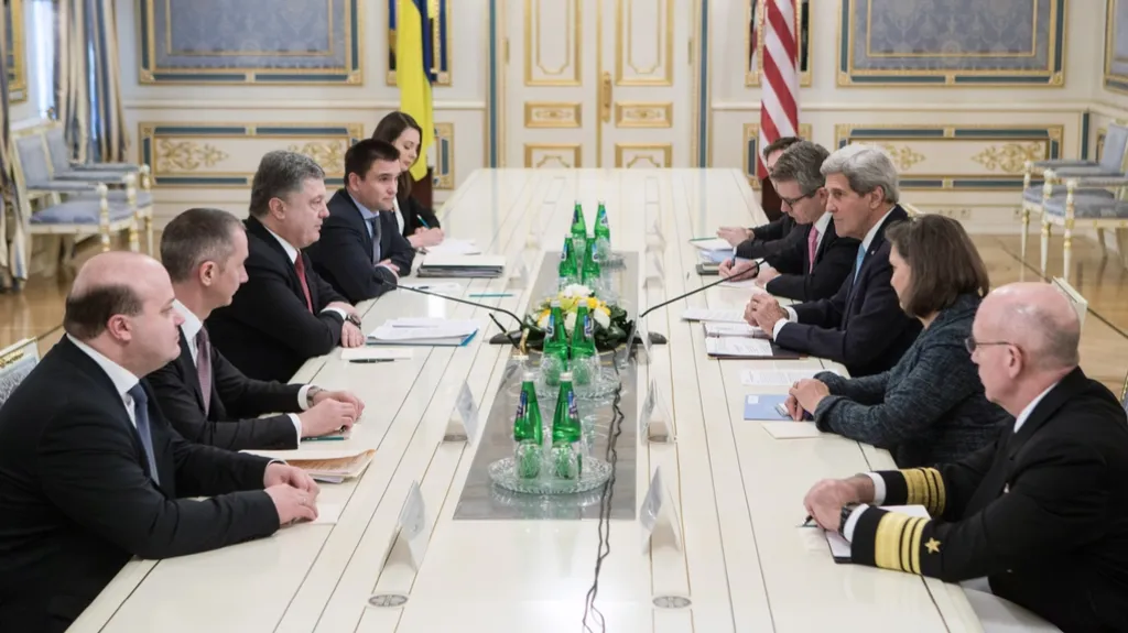 Jednání Petra Porošenka s Johnem Kerrym