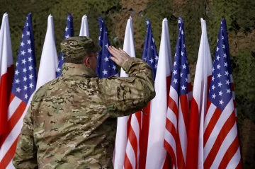 Generál Hodges: Rusko je slabší než NATO a ví to. Proto vede hybridní válku