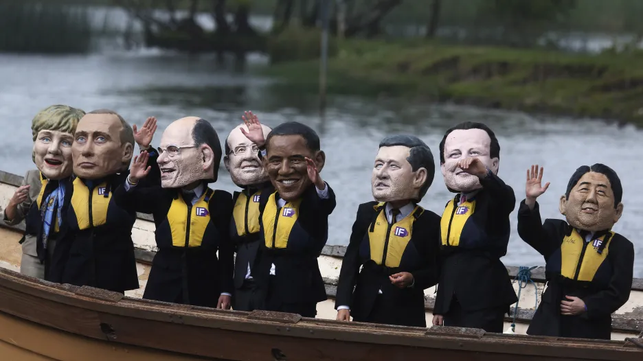 Aktivisté na summitu G8