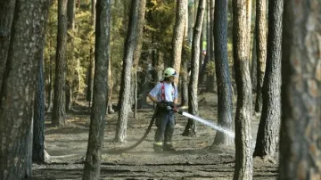 Hasiči zápasí s požáry u Rakovníka i Boleslavi