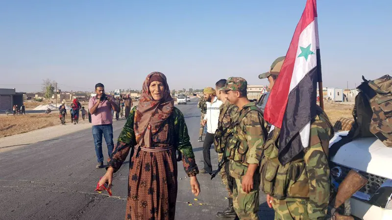 Syrští vládní vojáci přijeli do obce Tall Tamir