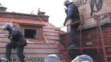 Policejní zásah na squattery