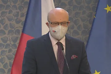 Nemůžeme zjednodušit uznávání kvalifikací ukrajinských zdravotníků, říká ministr Válek