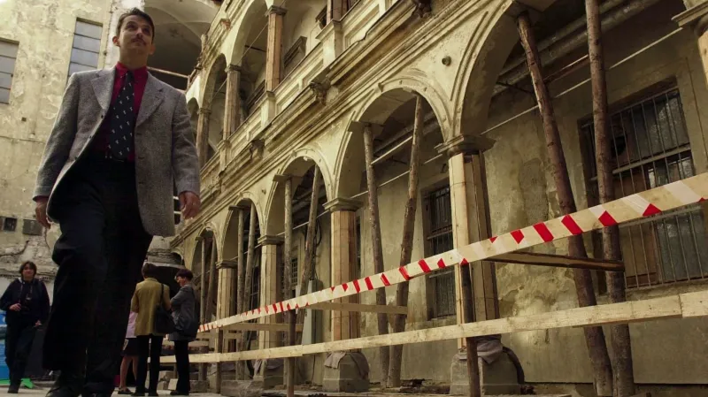 Dům pánů z Lipé před rekonstrukcí (rok 2000)