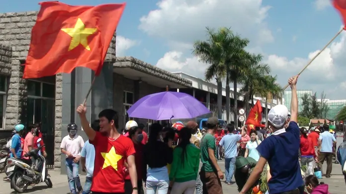 Vietnamci protestují proti čínským firmám
