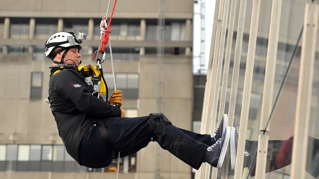Princ Andrew slanil londýnský mrakodrap