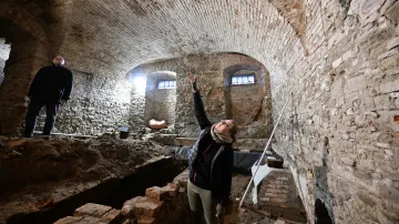 Archeoložky objevily v Rymicích pozůstatky historického jezuitského pivovaru