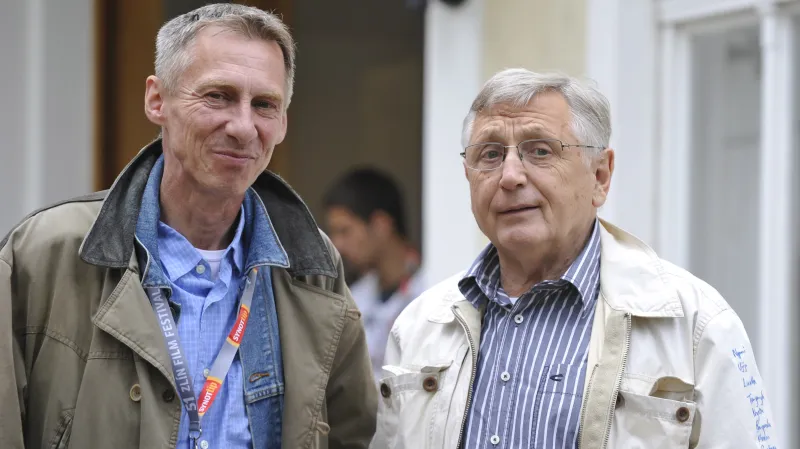 Herec János Bán s režisérem Jiřím Menzelem v roce 2011