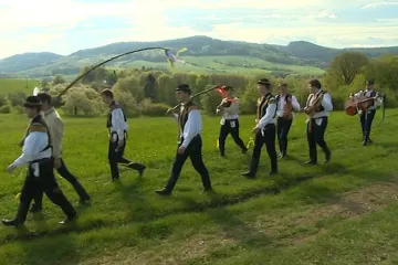 Velikonoční pomlázka dorazila i na nejvzdálenější samoty