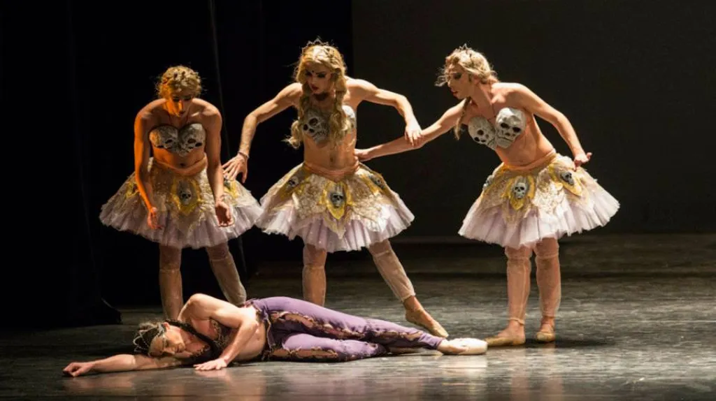 Miniatury 2015 / La bájná péra