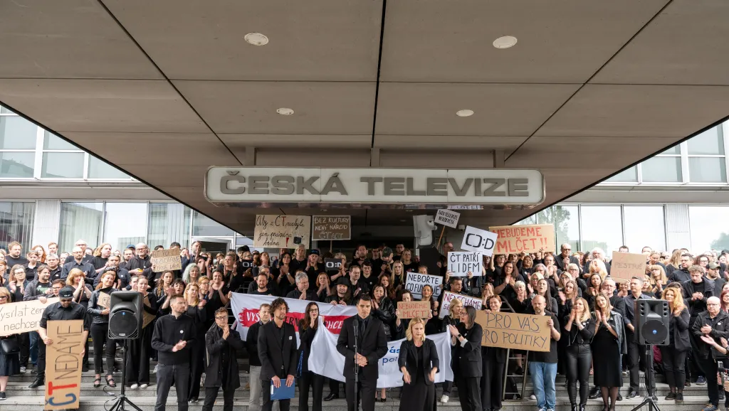 Česká televize, iniciativa Veřejnoprávně
