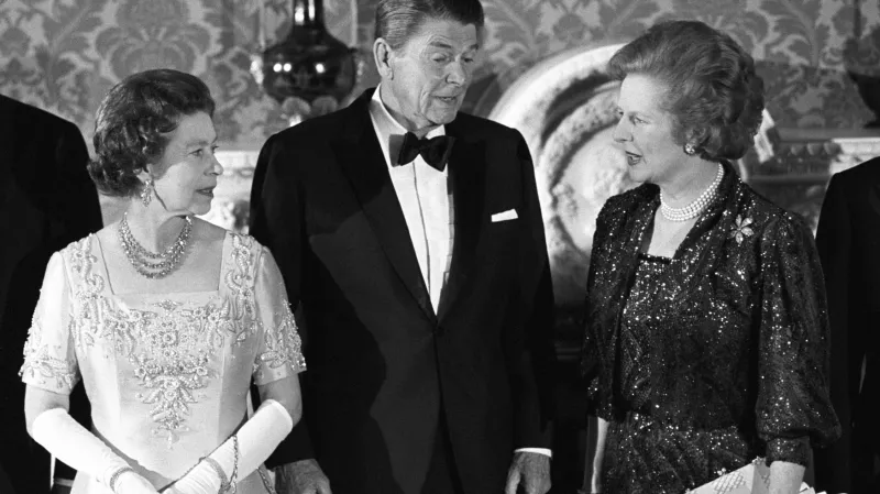Královna s politickými lídry Západu 80. let