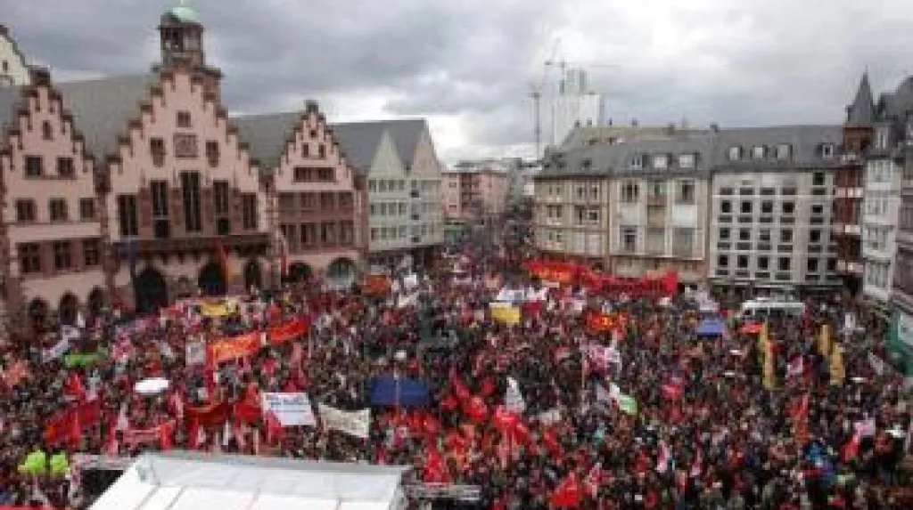 Demonstrace ve Frankfurtu nad Mohanem