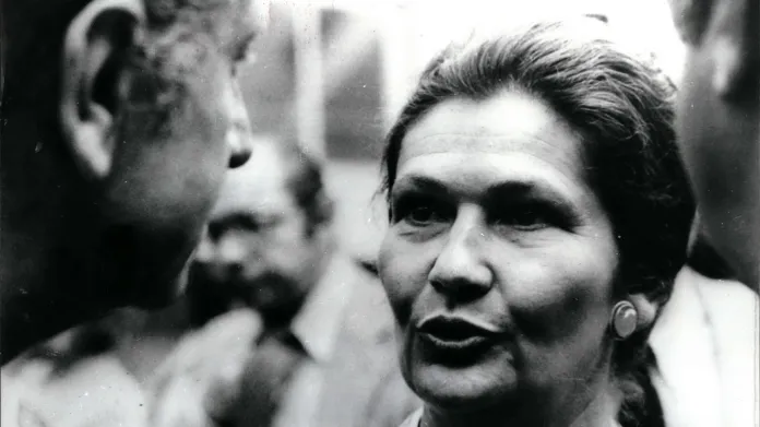 Simone Veilová na fotce z roku 1979, kdy byla zvolena do čela Evropského parlamentu