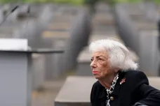 „Všichni jsme stejní.“ Němci pohřbili přeživší holocaustu Friedländerovou