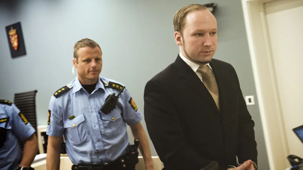Anders Breivik u soudu