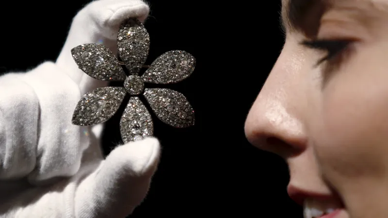 Diamantová brož expremiérky Thatcherové