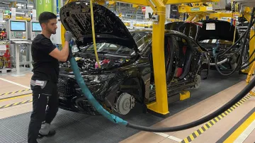 Montovna německé automobilky Mercedes-Benz v Rastattu