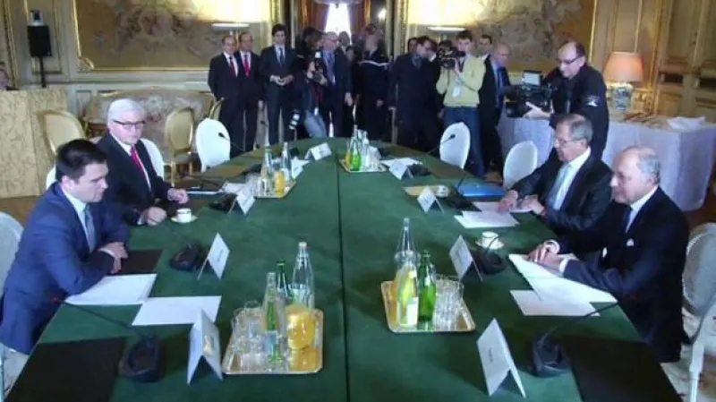 Ministři žádají plnění dohod o Ukrajině