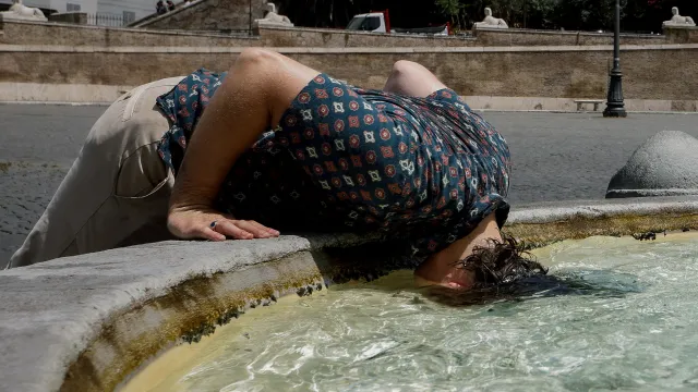 Hůře rozpoznáváme emoce, snadněji vybuchneme, popisuje psycholog dopady vedra