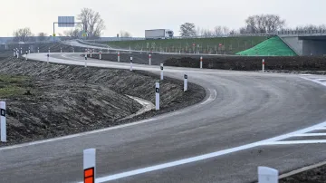Zprovoznění nového úseku dálnice D35