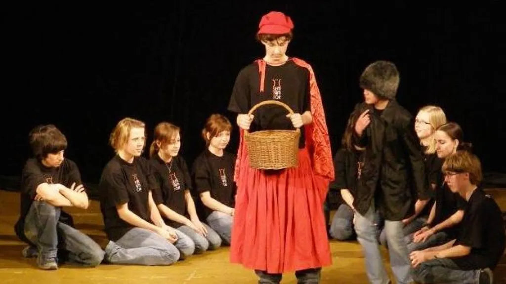 Valašské křoví / SemTamFór - Červená Karkulka