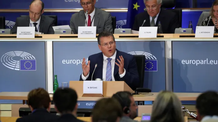 Maroš Šefčovič během takzvaného grilování v europarlamentu