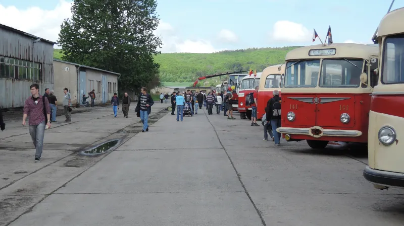 Výstava historických vozidel Technického muzea Brno