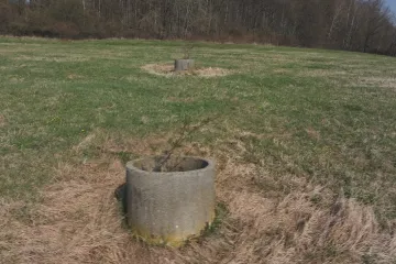 Skryté nebezpečí v polích. Skruže jsou pro zvířata pastí