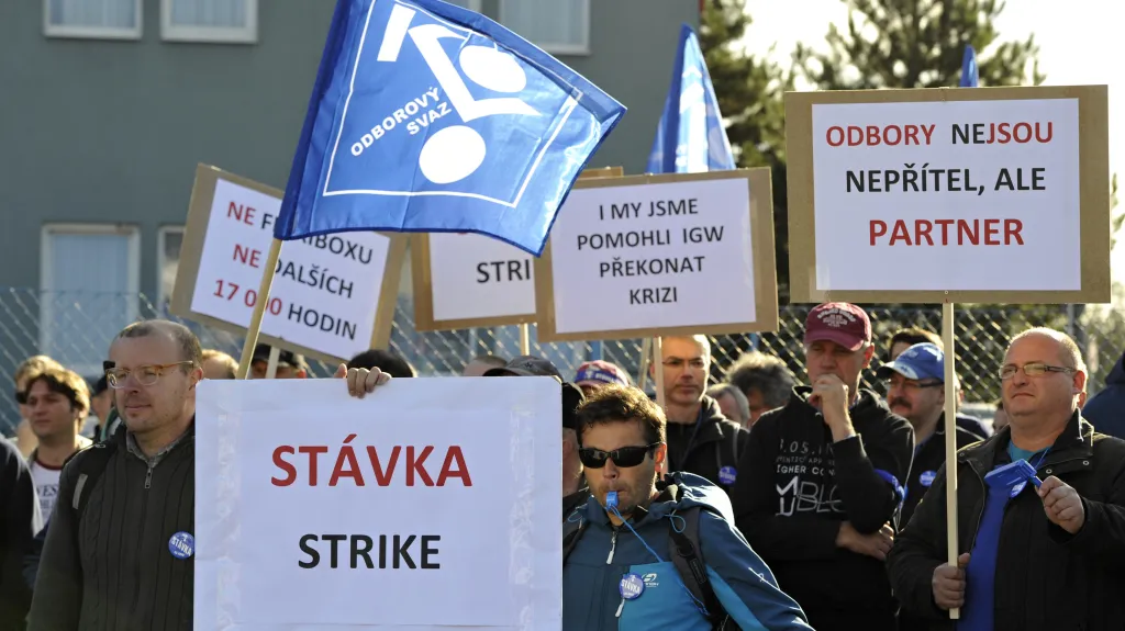 Do stávky se zapojilo přes dvě stě zaměstnanců