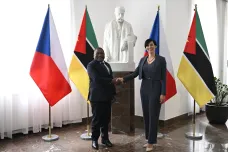 Mosambický prezident jednal s Rakušanem či Pekarovou Adamovou, navštívil Brno